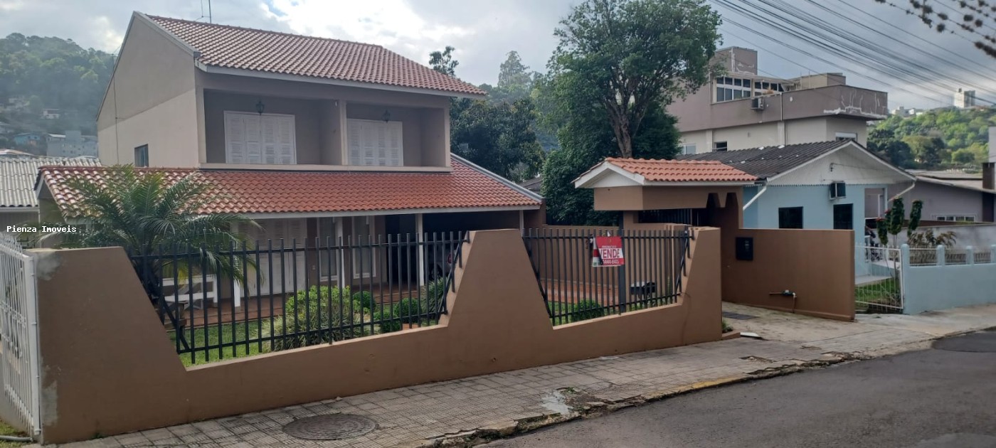 Casa, 4 quartos - Foto 1